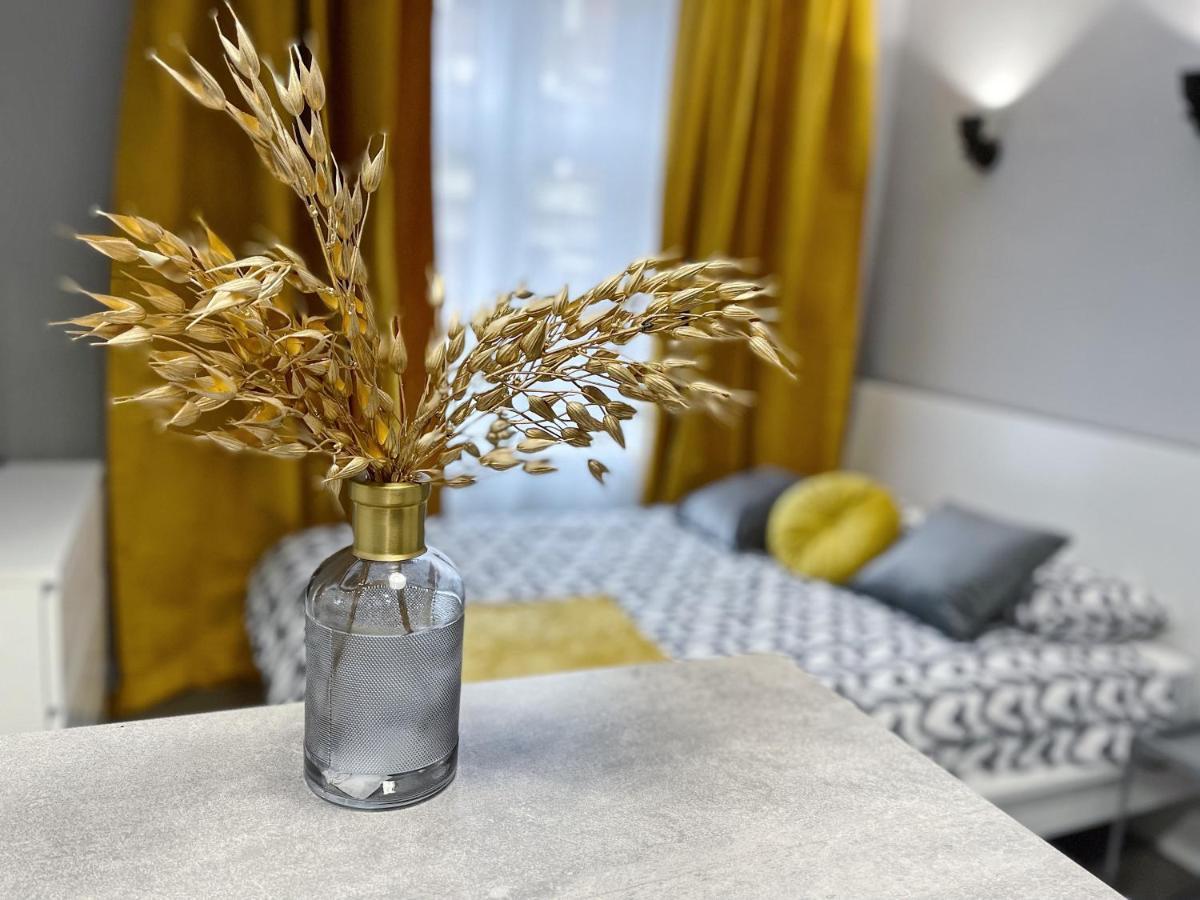 Green Hill Apartments Катовице Экстерьер фото