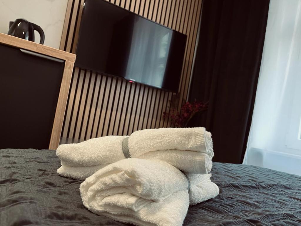 Green Hill Apartments Катовице Экстерьер фото