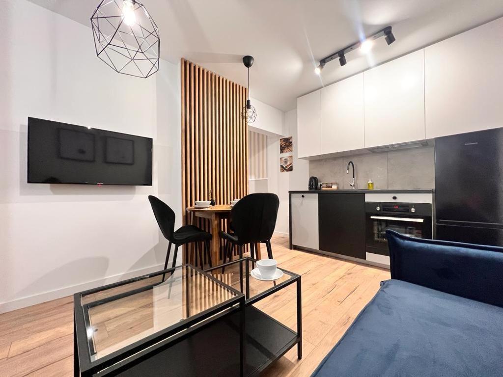 Green Hill Apartments Катовице Экстерьер фото