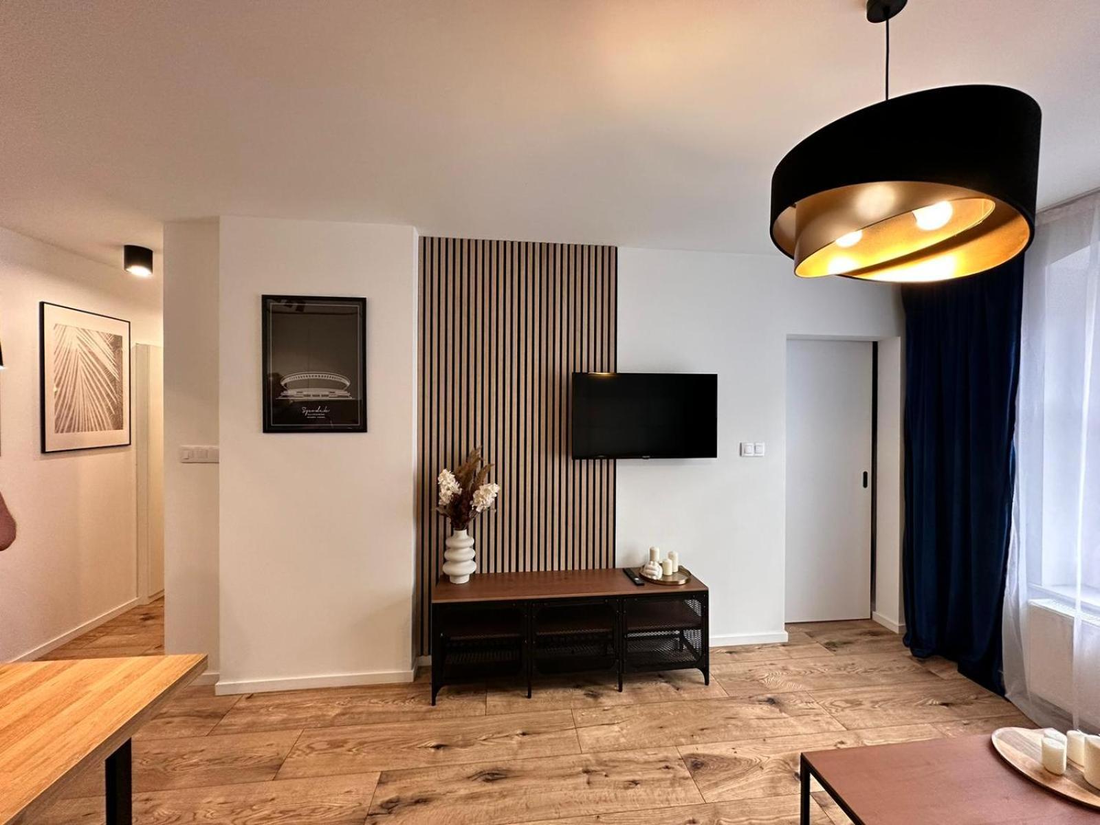 Green Hill Apartments Катовице Экстерьер фото