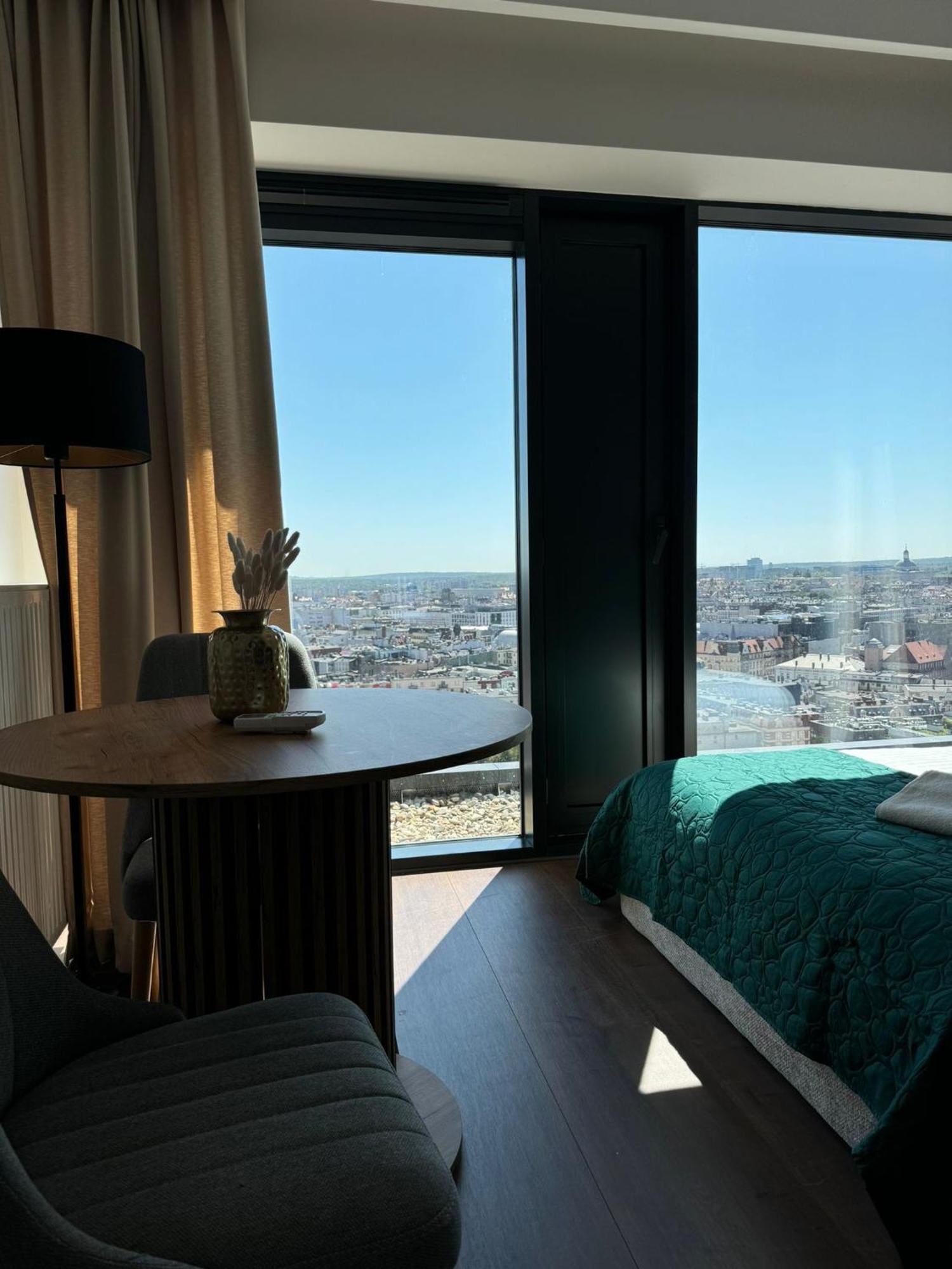 Green Hill Apartments Катовице Экстерьер фото