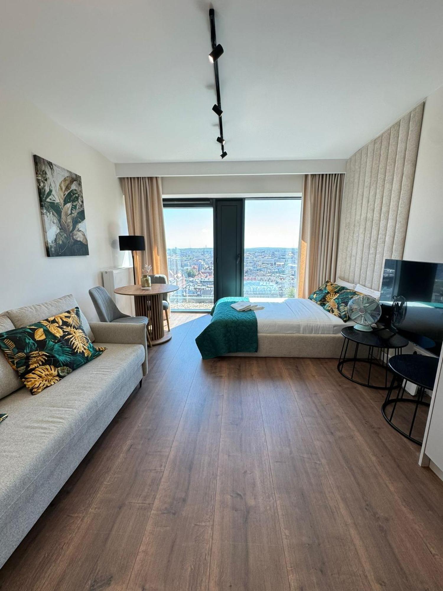 Green Hill Apartments Катовице Экстерьер фото