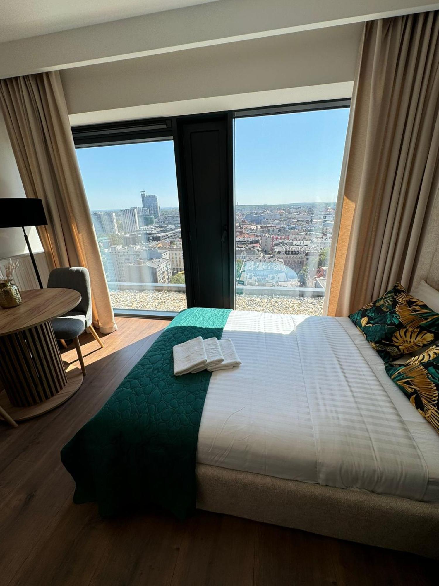 Green Hill Apartments Катовице Экстерьер фото